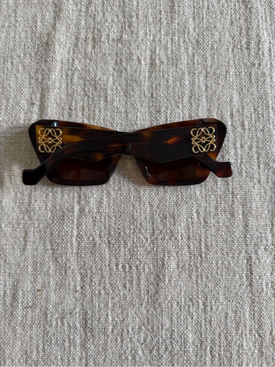 Loewe Tortoiseshell Rectangular Cat-Eye Sunglasses - Brown